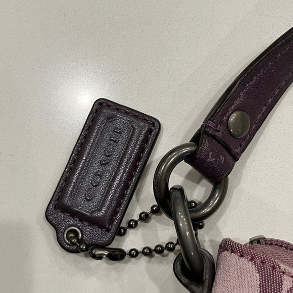 Coach Lavender and Plum Shoulder Bag - Picture 4 of 7
